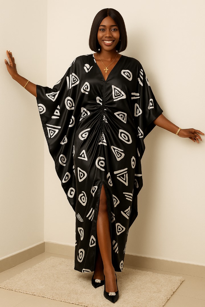 Silk and Chiffon Fabric 48- Black/White