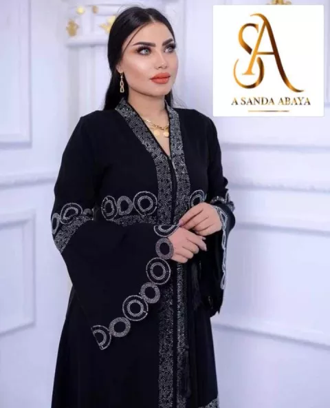 Luxury Embroidered Abaya- Black